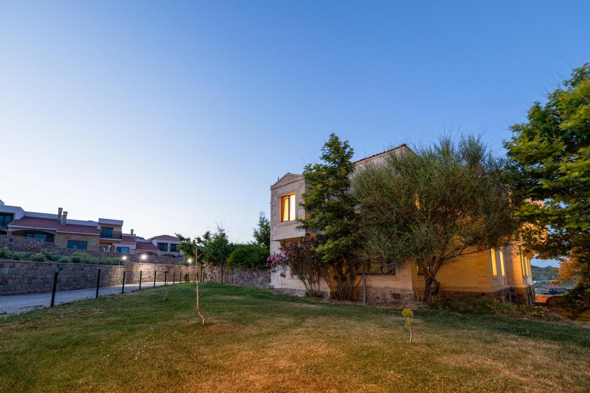 Cinarli Kasri Hotel Gokceada Exterior photo